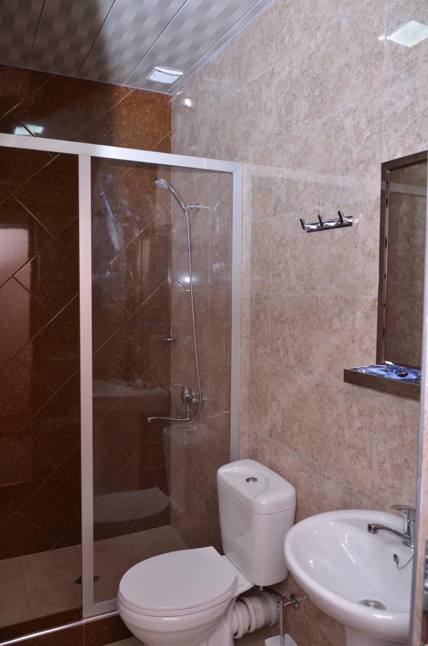 Hotel Elegant 2 Tbilisi Esterno foto