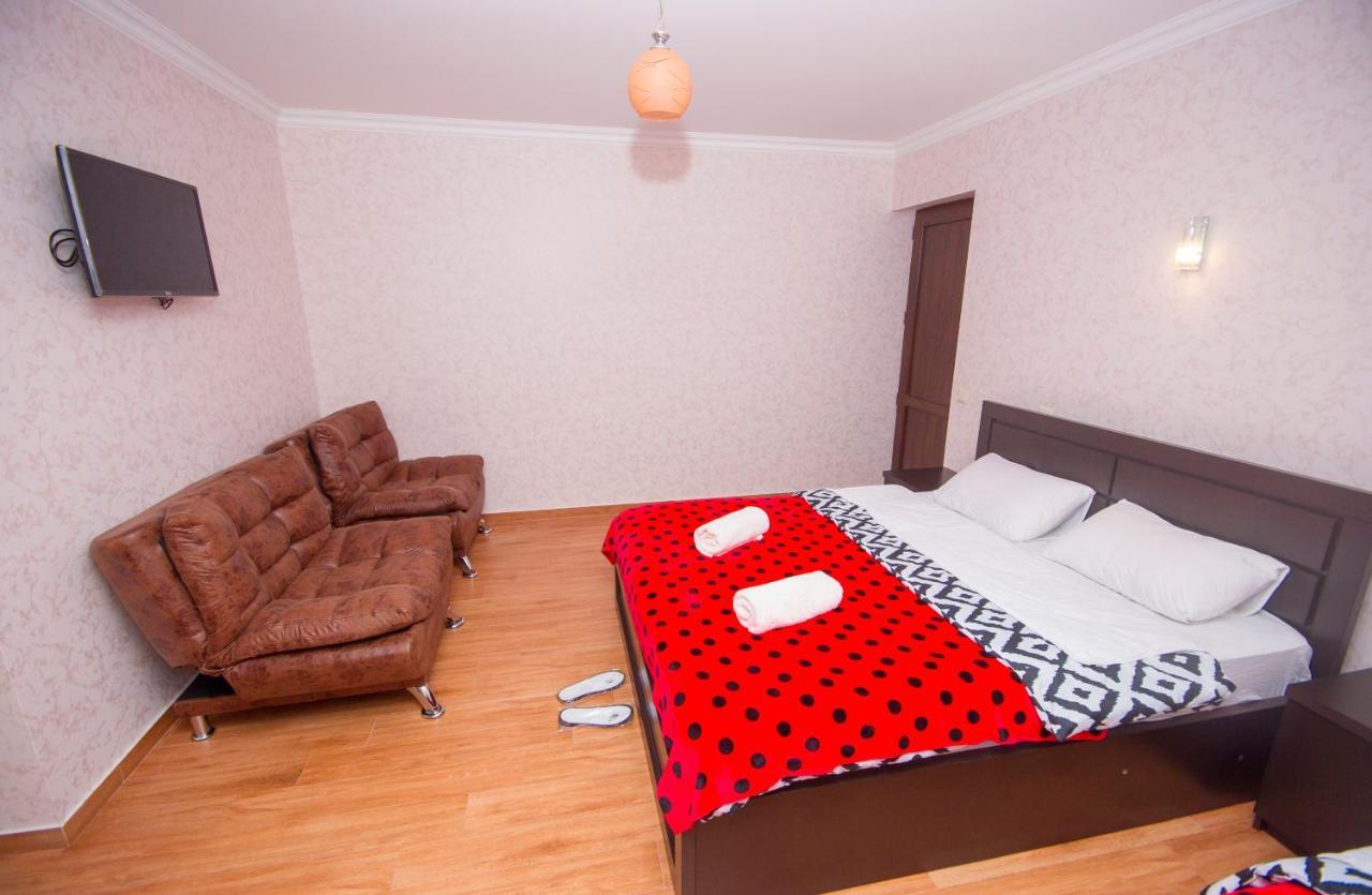 Hotel Elegant 2 Tbilisi Esterno foto