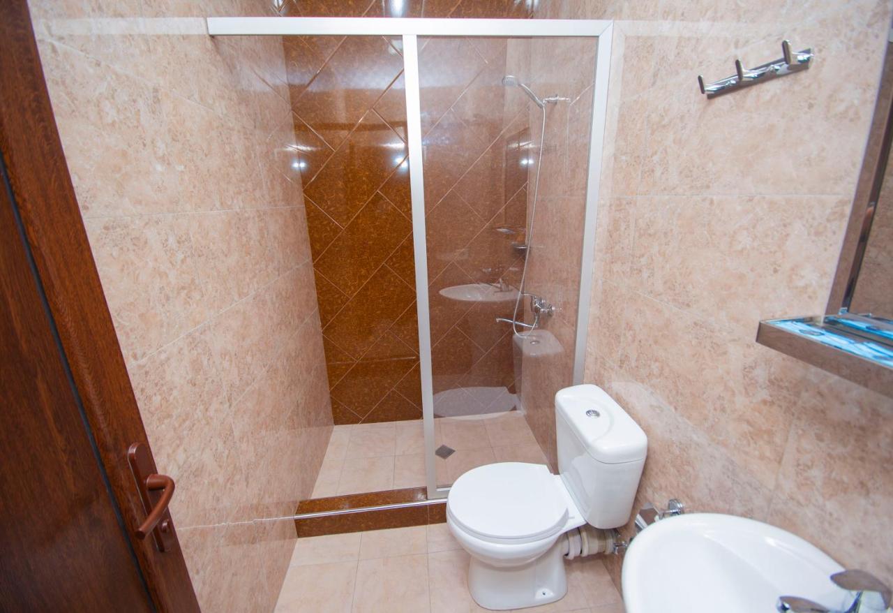 Hotel Elegant 2 Tbilisi Esterno foto