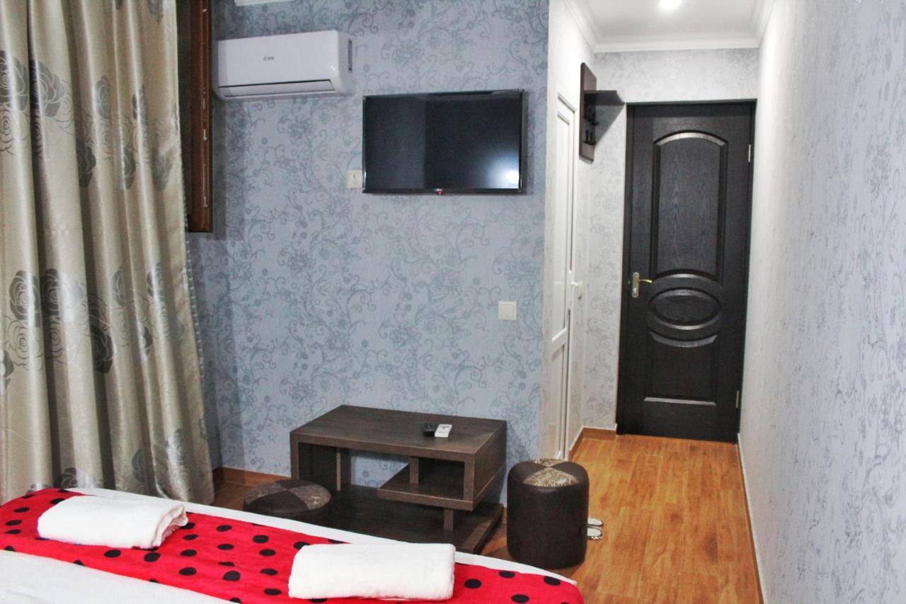 Hotel Elegant 2 Tbilisi Esterno foto