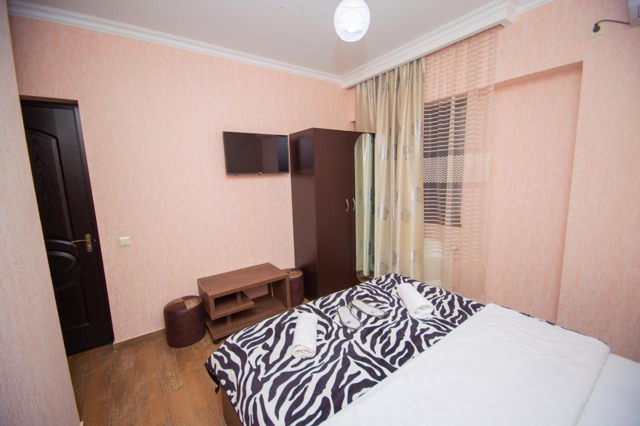 Hotel Elegant 2 Tbilisi Esterno foto