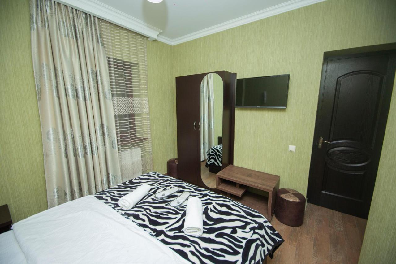 Hotel Elegant 2 Tbilisi Esterno foto