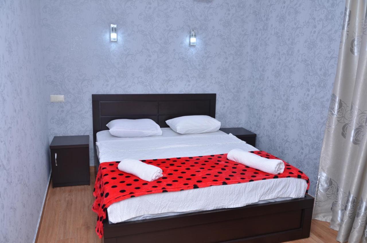 Hotel Elegant 2 Tbilisi Esterno foto